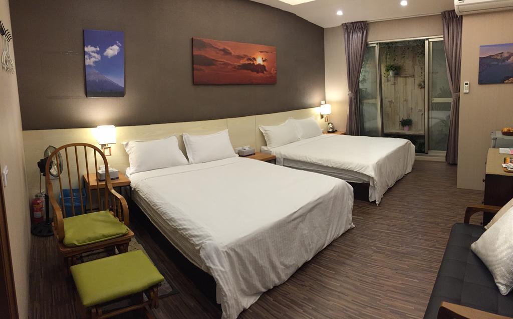 Cozy Cozy Hostel Tainan Dış mekan fotoğraf