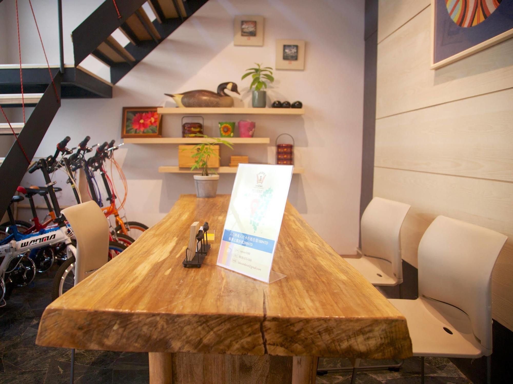 Cozy Cozy Hostel Tainan Dış mekan fotoğraf